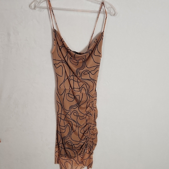 PrettyLittleThing Brown Sleeveless Cowl Neck Slip Dress size 6 NWT - Picture 4 of 15